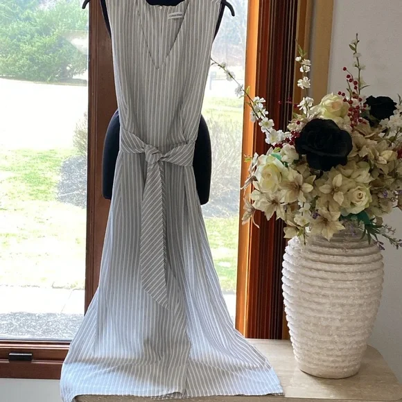 NWOT Jumpsuit Elegant Striped White with attached sash, very light and airy. - Picture 2 of 12